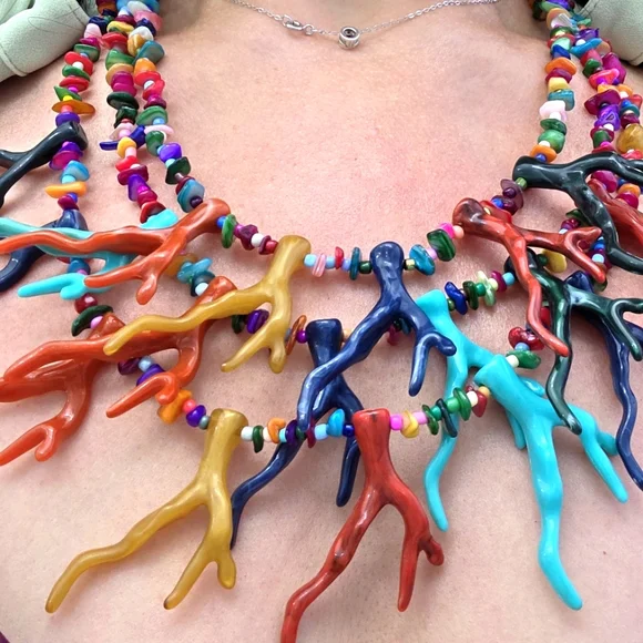 NWT Piper K Coral, Colorful Beaded Necklace - Picture 4 of 7